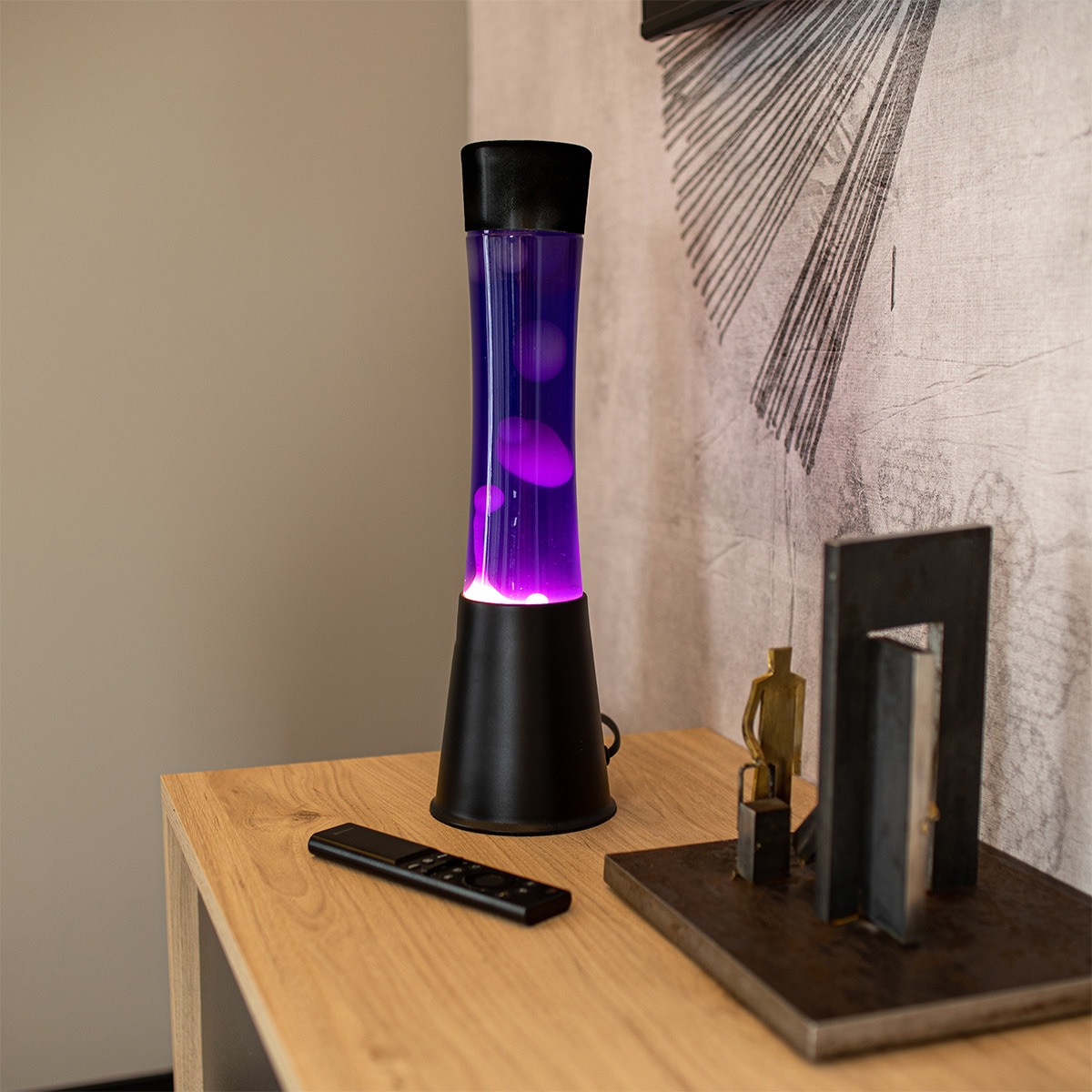 Candeeiro de Lava Tower Very Peri - Roxo Branco Base Preta 3