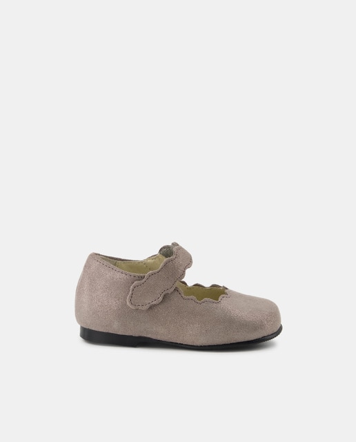 Imagen 0 de Merceditas de bebé niña en serraje con ondas troqueladas