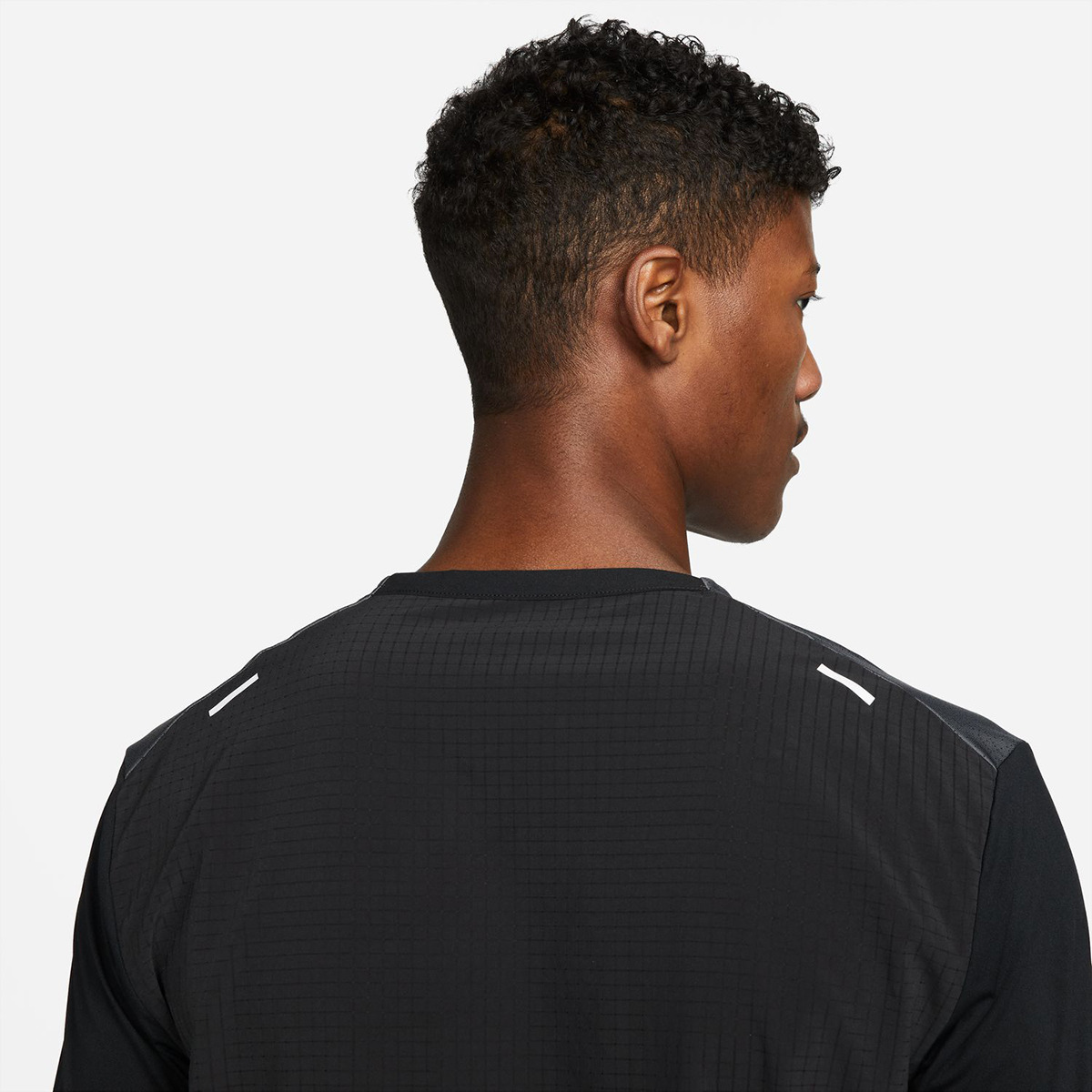 T-shirt Dri-FIT Rise 365 Preto / Branco-4