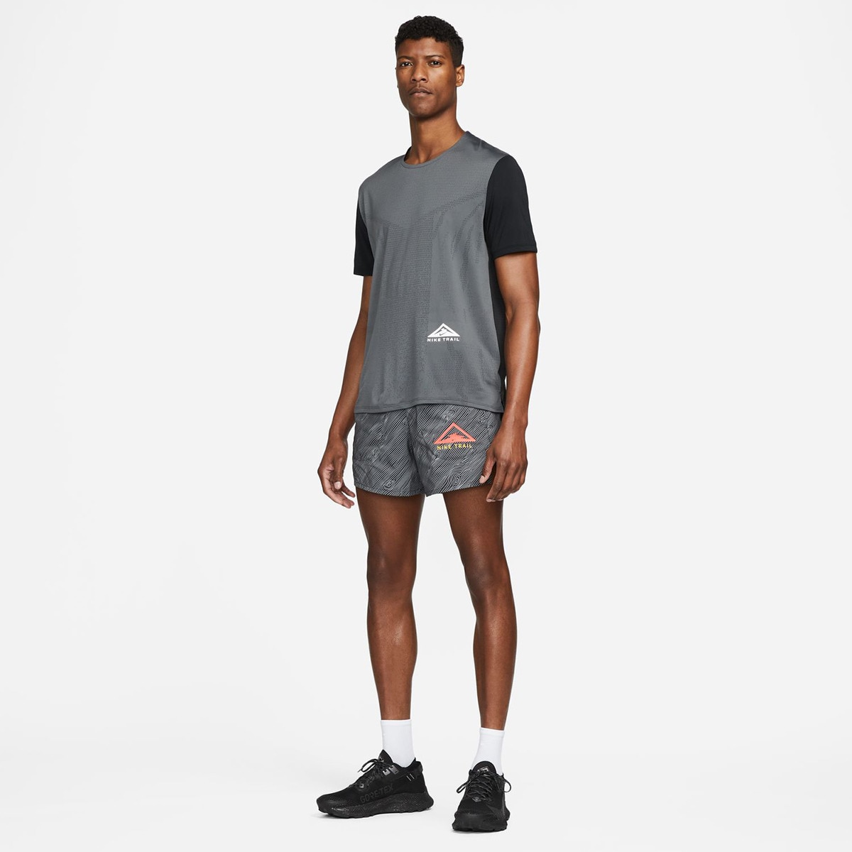 T-shirt Dri-FIT Rise 365 Preto / Branco-6