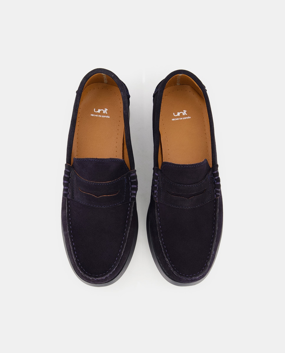Mocasín con antifaz de piel serraje con pìso de goma Azul marino-4