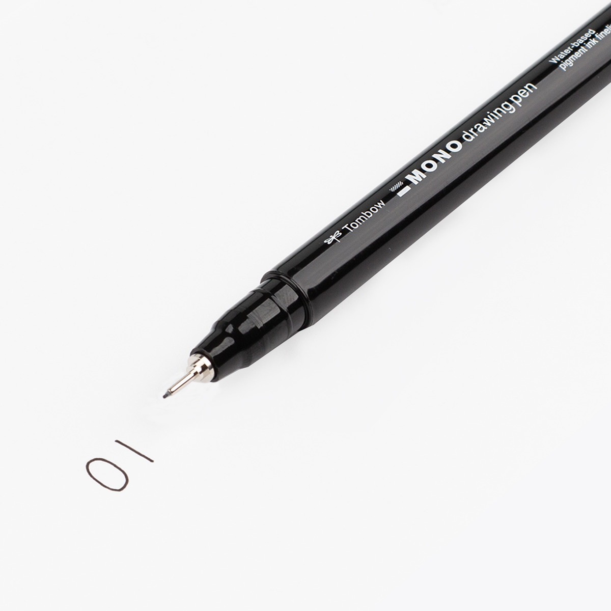 Rotulador mono drawing pen punta fina 01 Tombow negro Negro-4
