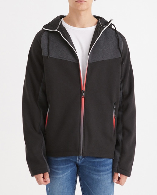 Imagen 0 de Cazadora acolchada con capucha