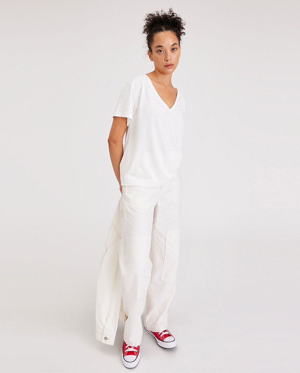 T-shirt com decote em bico Branco-4
