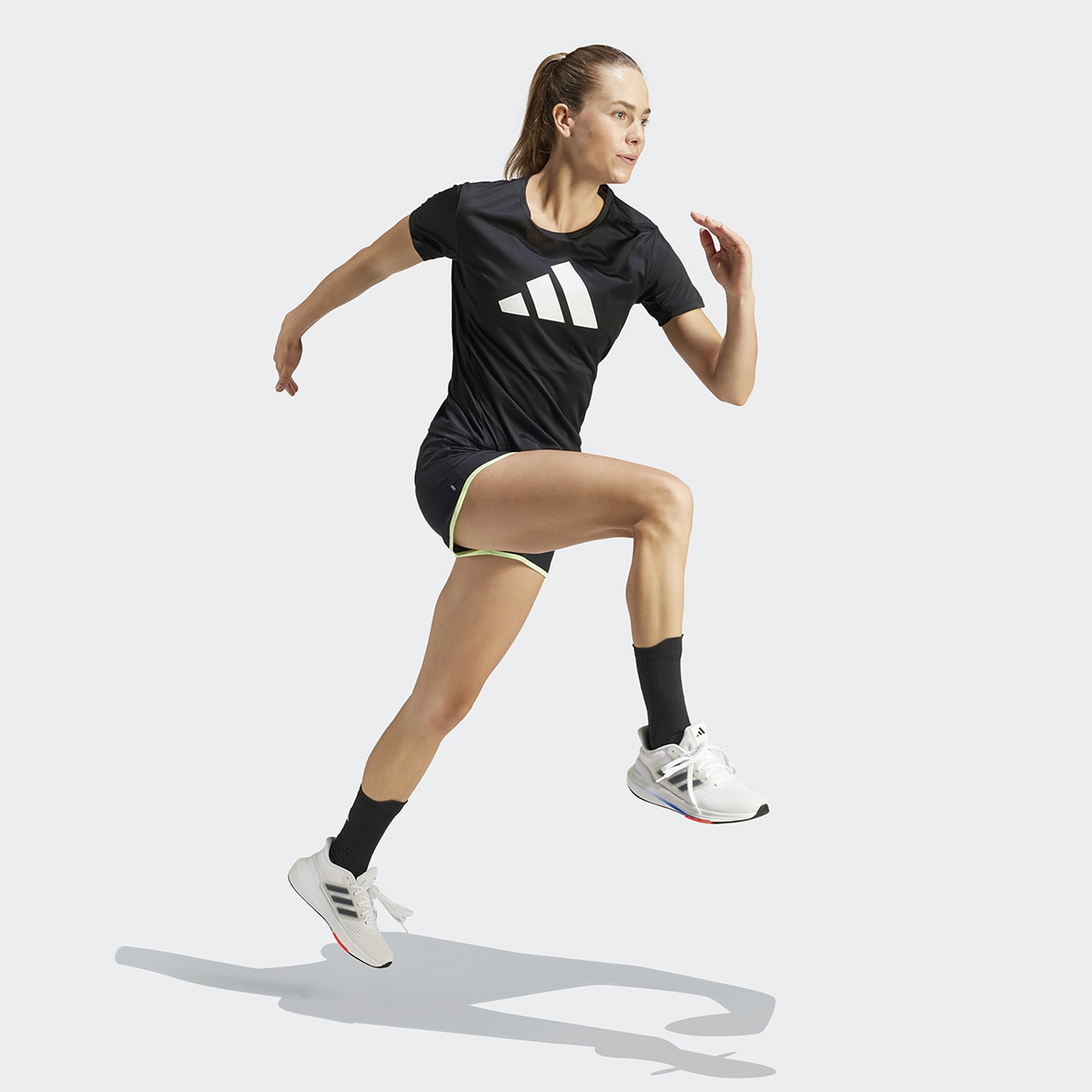 T-shirt de mulher Run It adidas Preto-5