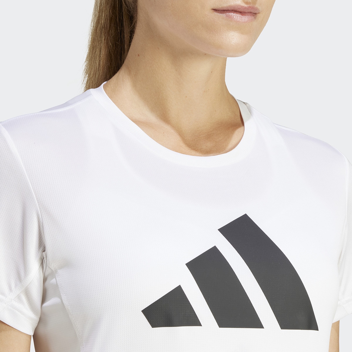 T-shirt de mulher Run It adidas Branco-4