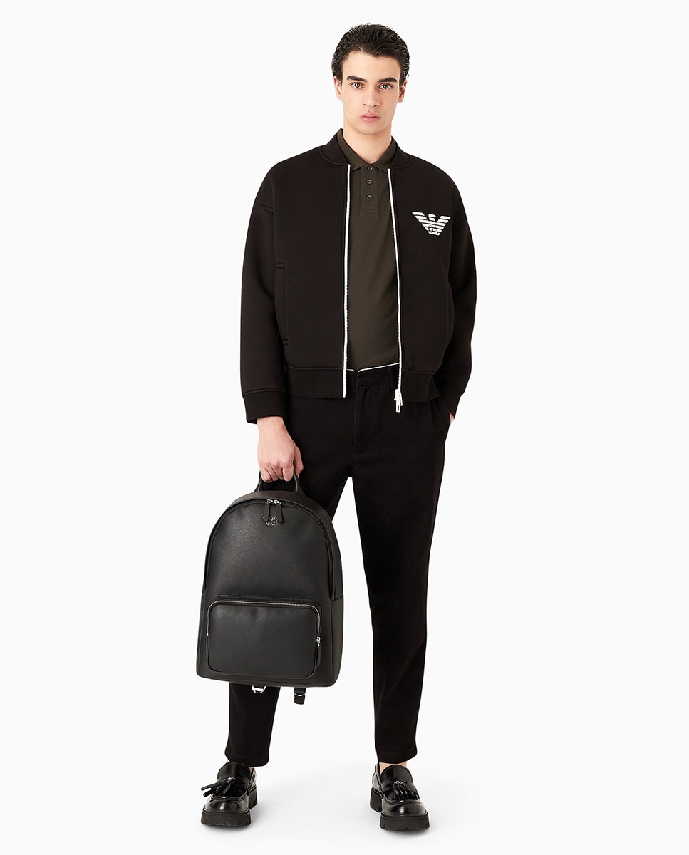 Mochila Saffiano com Bolso Preto-12