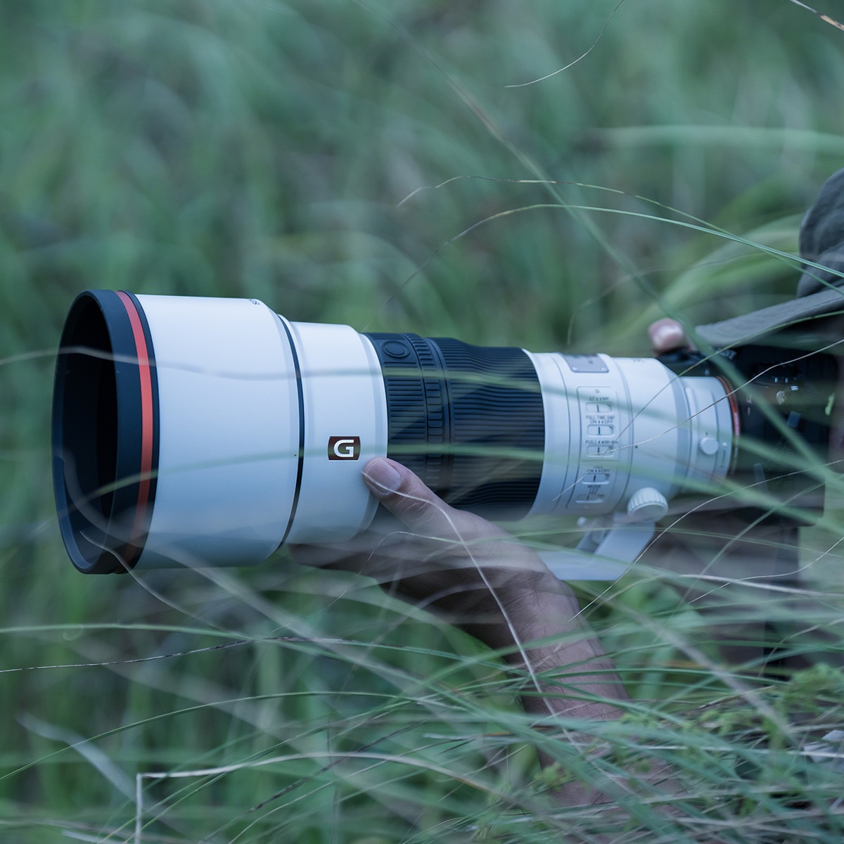 Objetivo Sony FE 300mm F/2.8 G OSS para montura tipo E de Sony Blanco-4