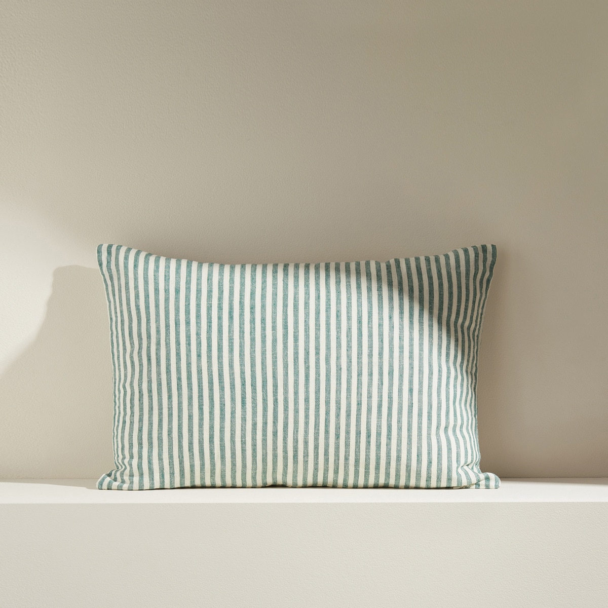 Cojín decorativo rectangular Baltas El Corte Inglés Verde-1