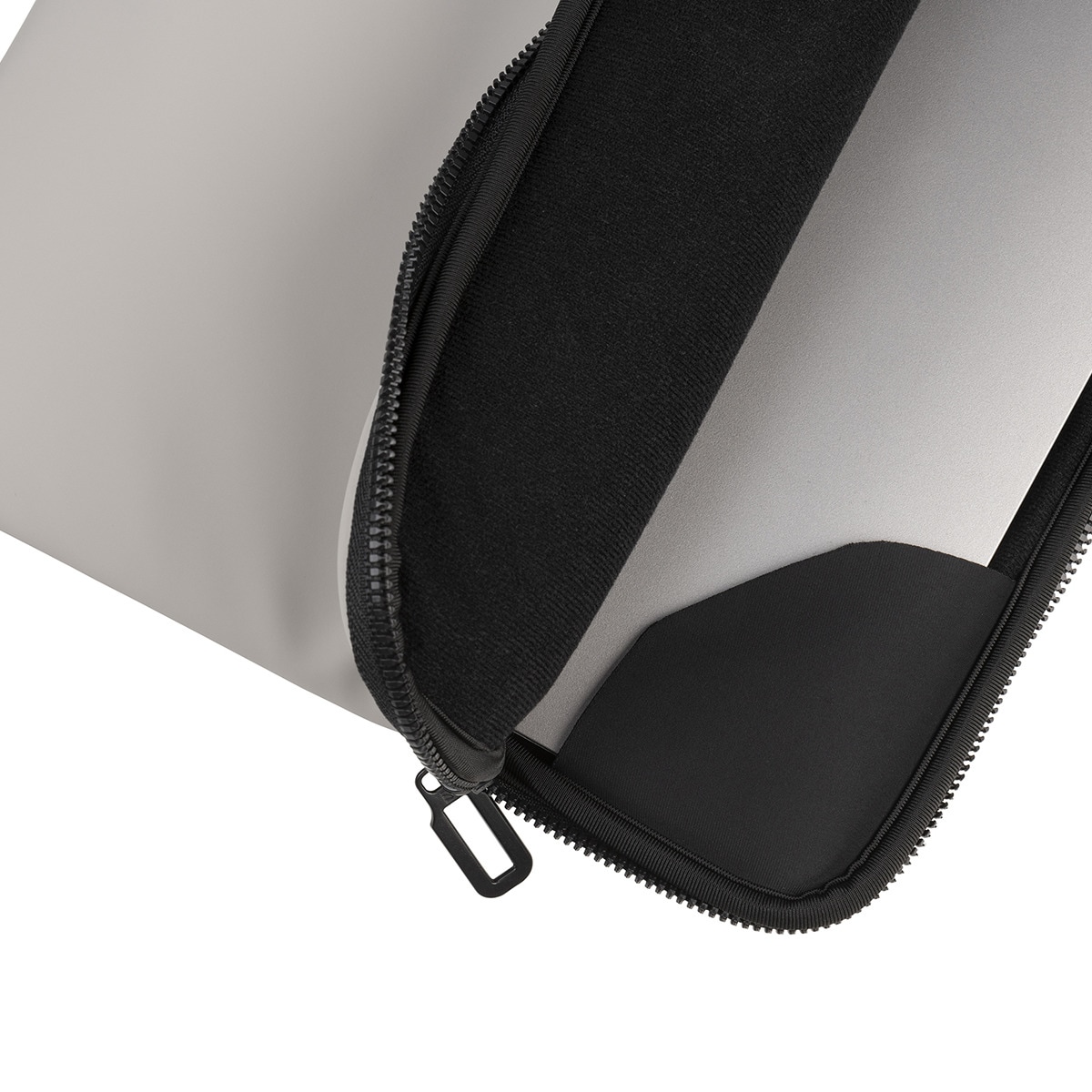 Funda Tucano Gommo para MacBook Pro 14" gris 4