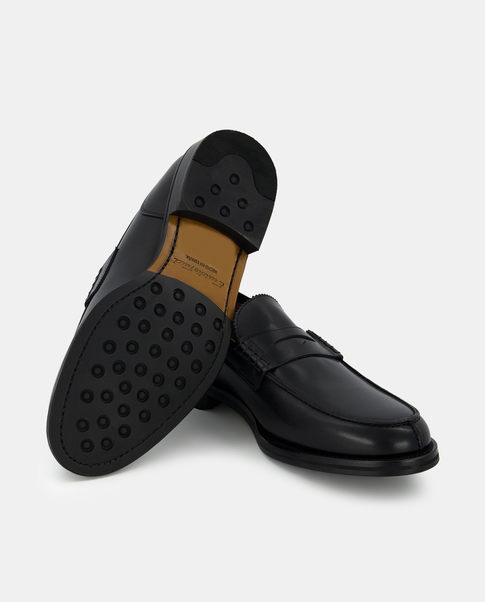 Mocassins em Pele com Travessão Preto-2