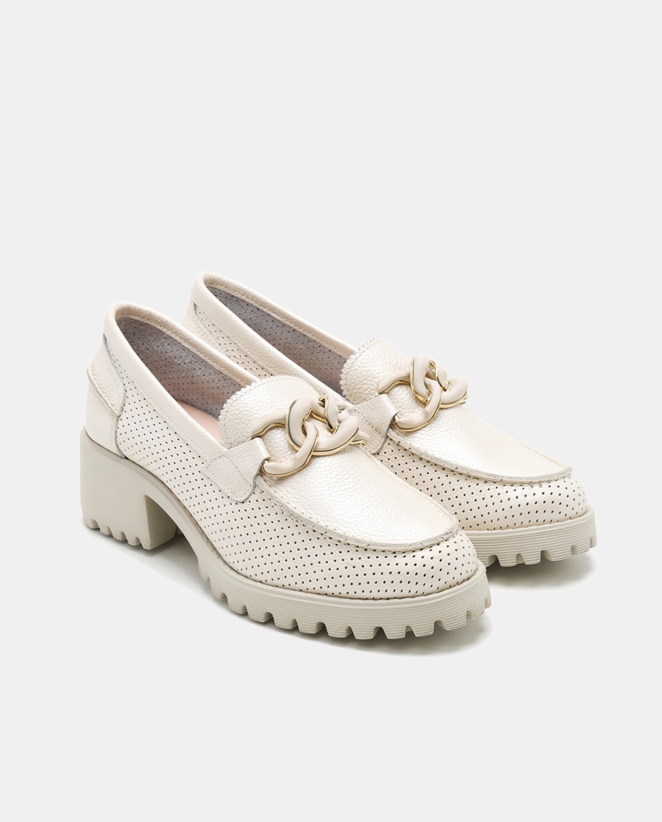 Mocassins com Salto de Bloco e em Pele Branco-2