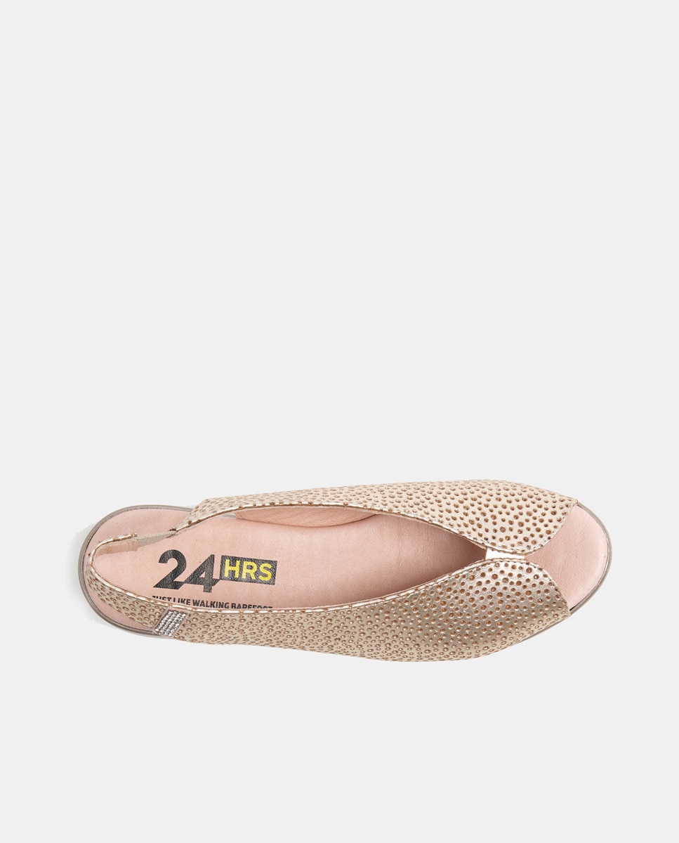 Peep Toes com Cunha e em Pele Ouro-3