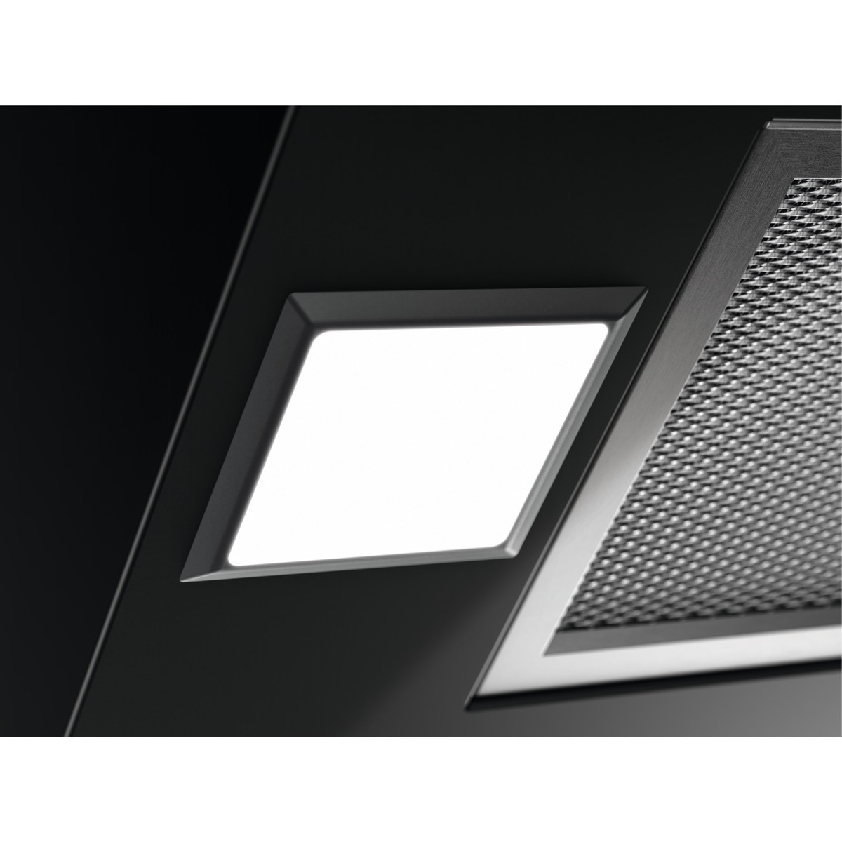 Campana decorativa Electrolux con 3  velocidades + intensiva - LFV436K Negro-3