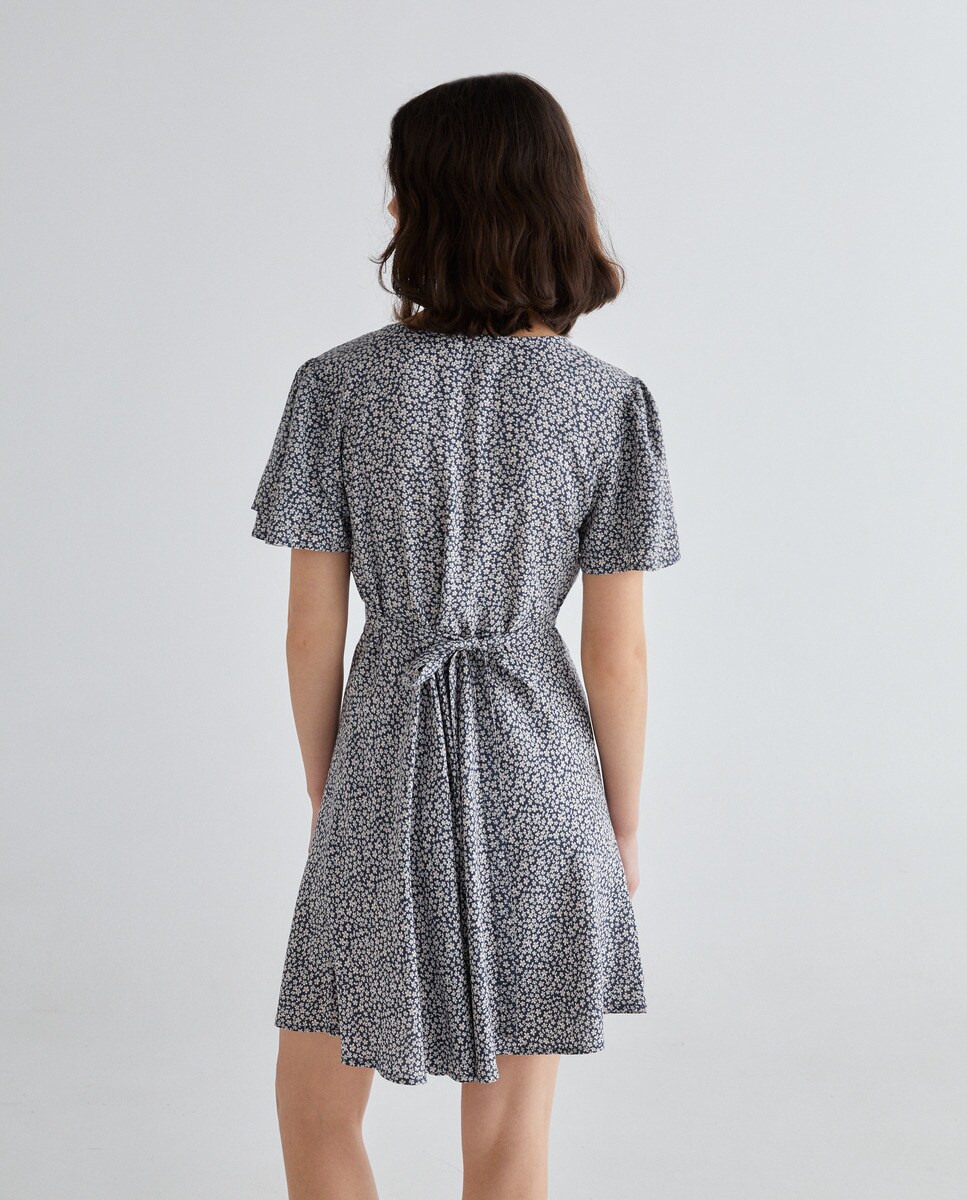 Vestido con manga corta y frunce en pecho · Green Coast · El Corte Inglés