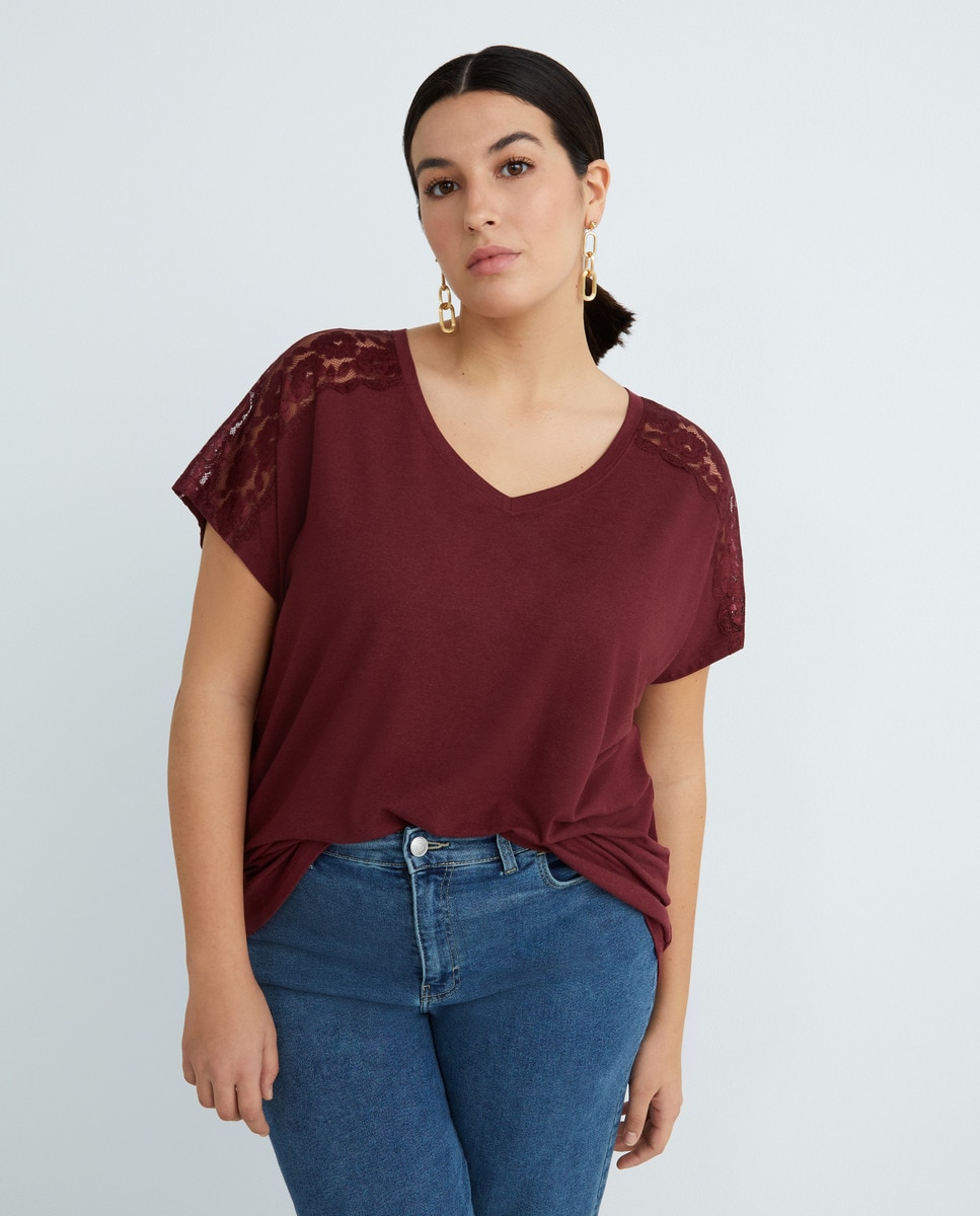 T-shirt com Detalhe de Renda Vermelho/Grená-2
