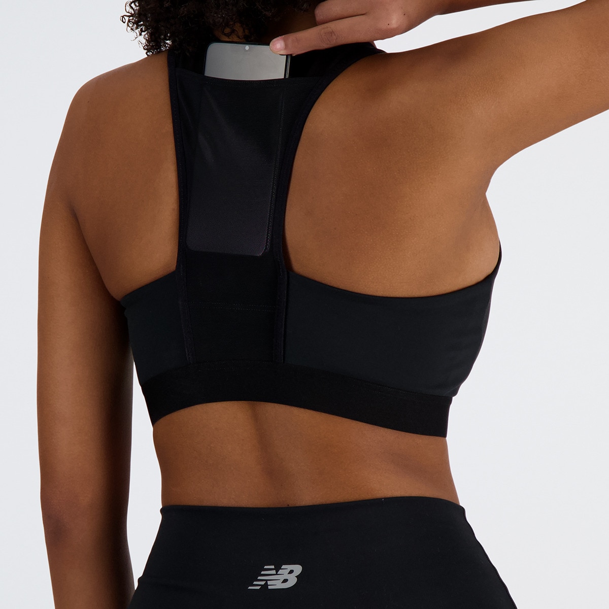 Top de Mulher NB Athletics Medium Support Sleek Zipper Front Sports Preto-4