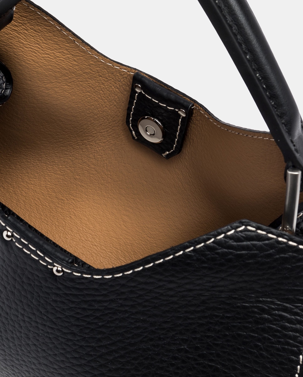 Mala Hobo Média Aurora com Compartimento Amovível e em Pele Texturada Preto-3