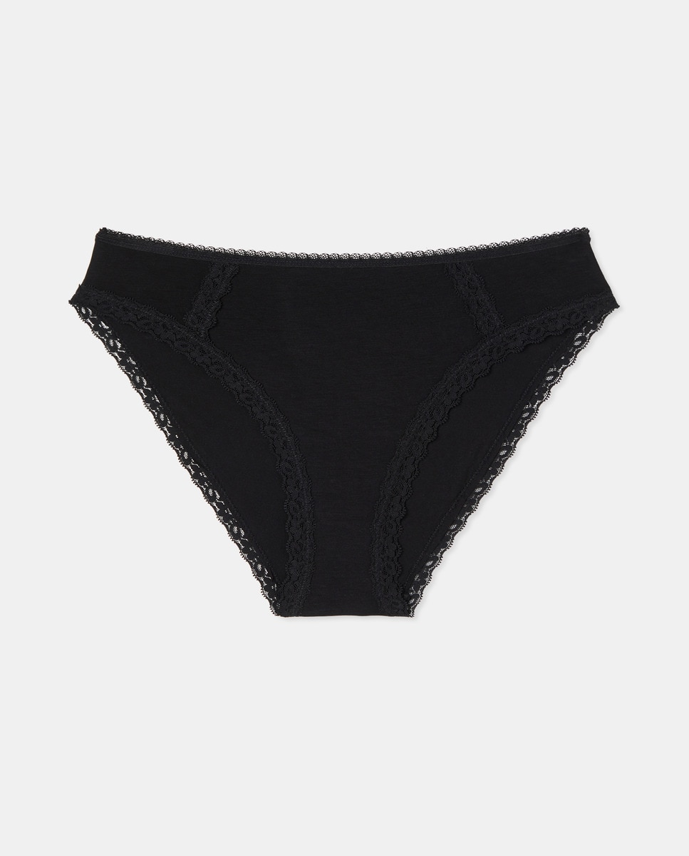 Cueca com Renda Lateral em Contraste Preto-3