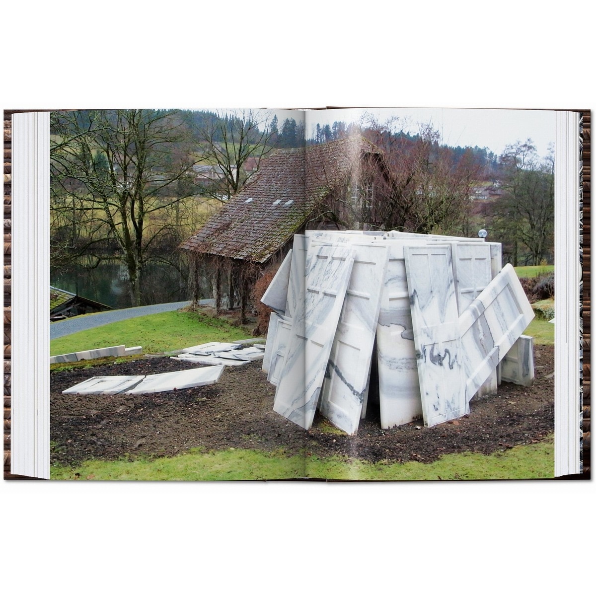 Ai Weiwei. 40th Ed. (Capa dura) 8