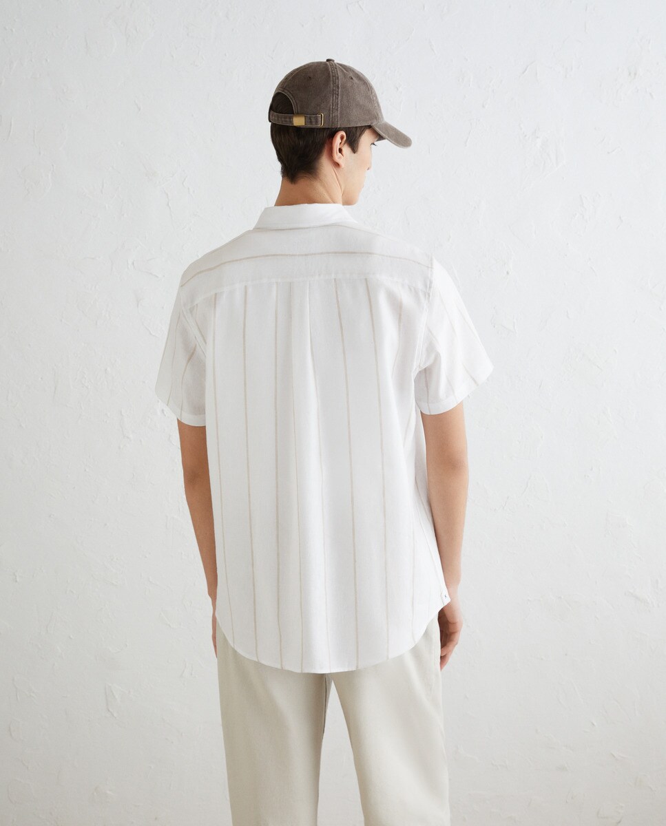 Camisa de manga corta de rayas en tejido con lino de hombre · Green