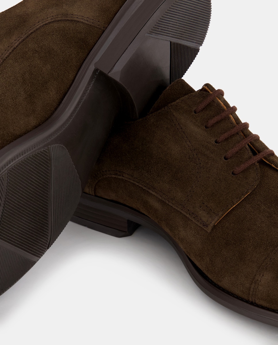 Zapato cordones de hombre puntera recta de serraje con piso de goma Marrón-5