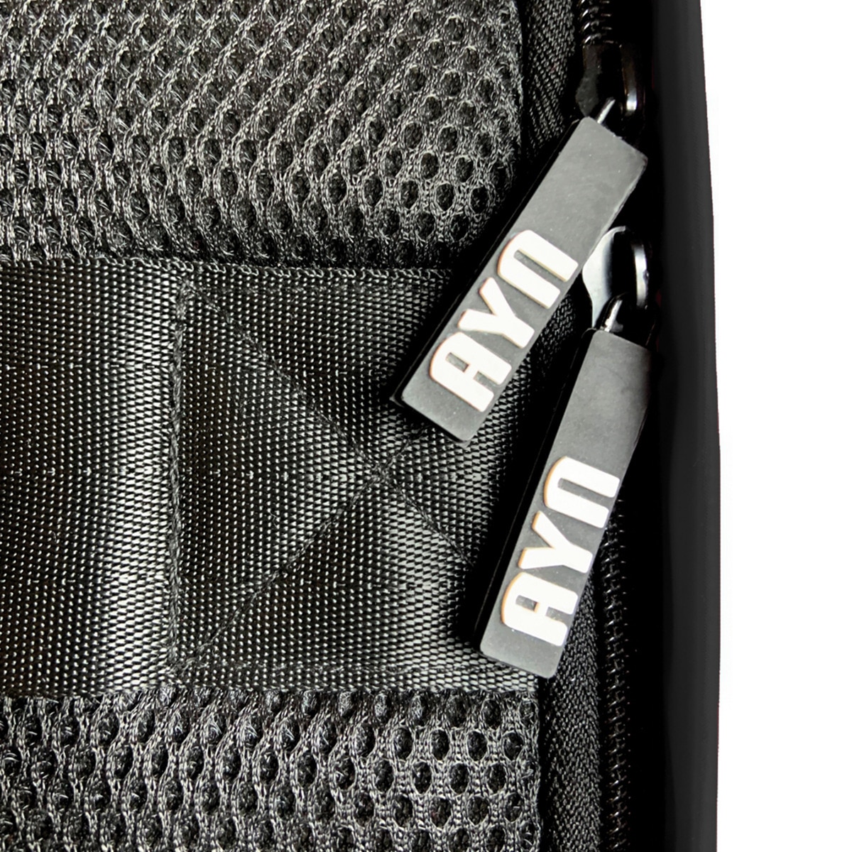 Mochila antirrobo Smile Akira negra para portátiles hasta 16" 6