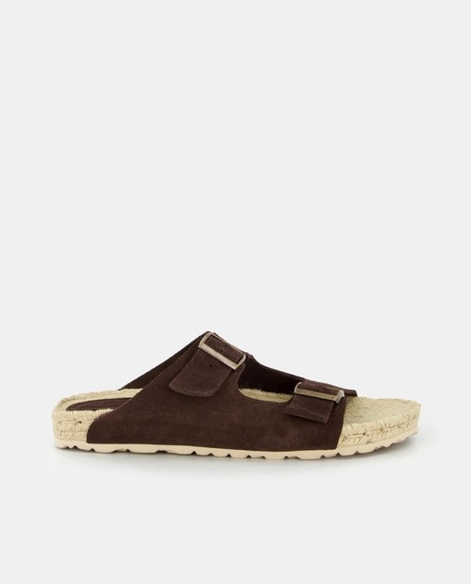 Imagen 0 de Sandalias abiertas de hombre en piel con dos correas con hebilla