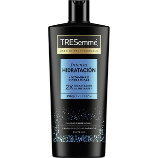 champú Hidratación Intensa con vitamina E y ceramidas botella 685 ml para cabello seco o dañado - Tresemme