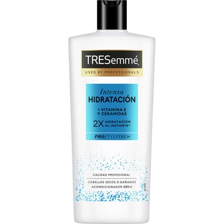 acondicionador Intensa Hidratación con vitamina E y ceramidas botella 685 ml para cabello seco o dañado - Tresemme