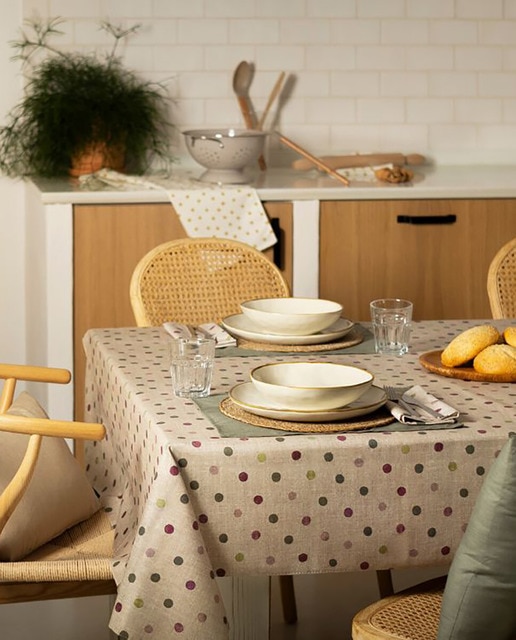 Imagen 0 de Mantel antimanchas