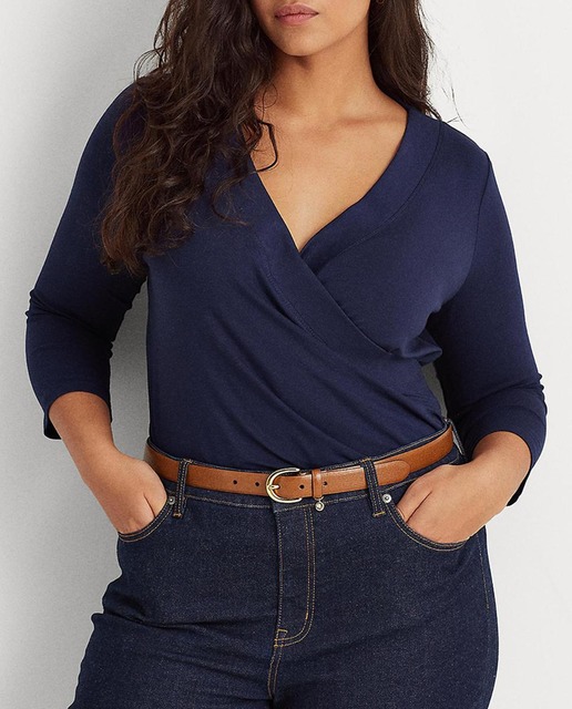 Imagen 0 de Camiseta de mujer cruzada con manga tres cuartos