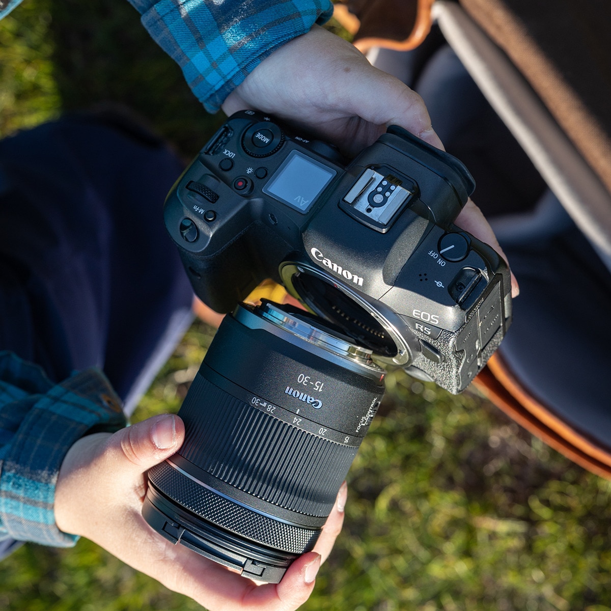 Objetivo Canon RF 15-30mm F4.5-6.3 IS STM para Canon EOS R Negro-5