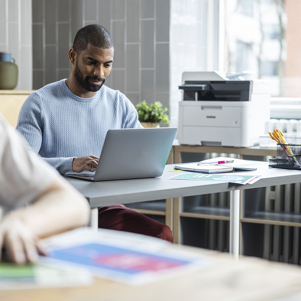 Impresora Multifunción Láser color Brother MFC-L3740CDWE, Wi-Fi y Fax Blanco-7