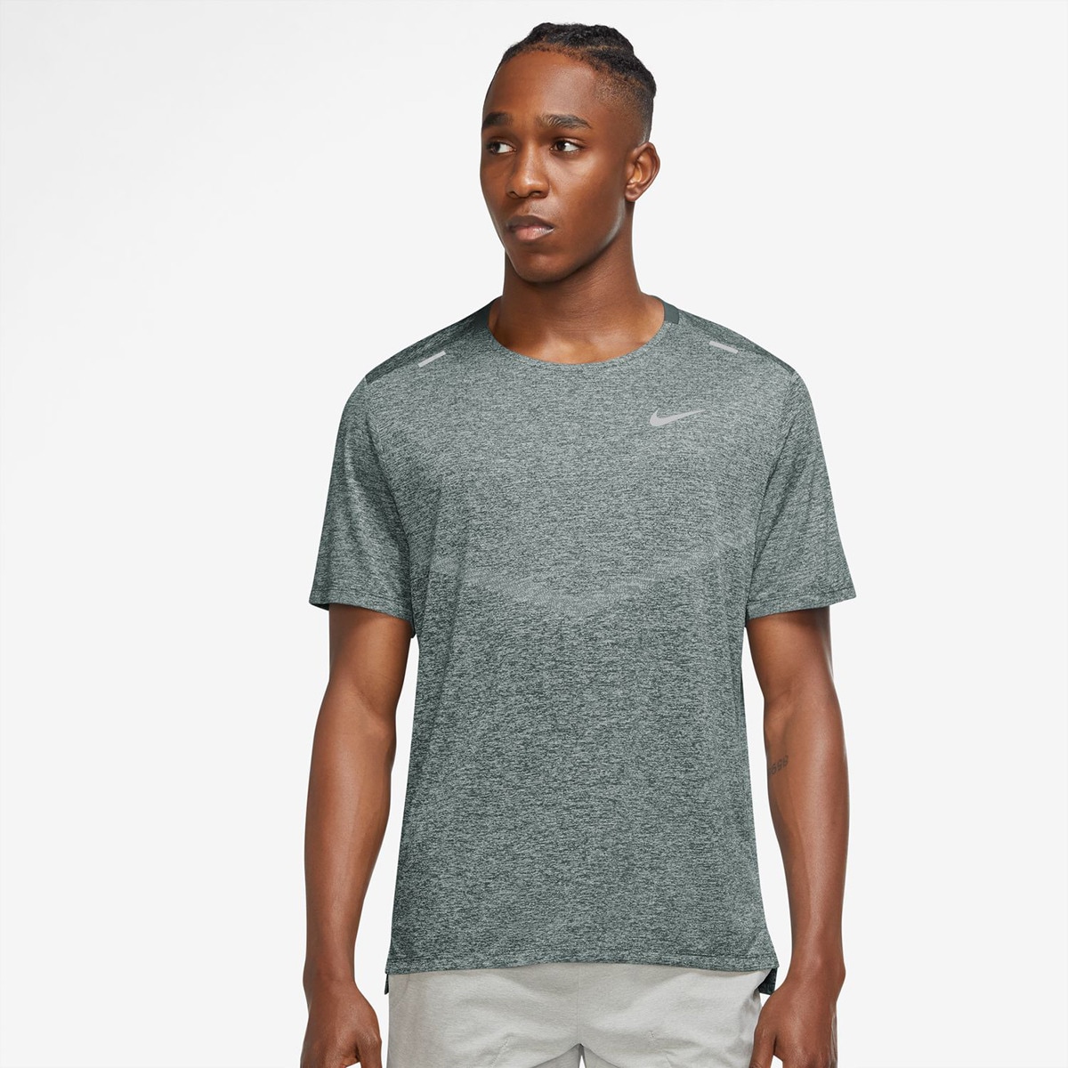 T-shirt Dri-FIT Rise 365 Verde-1