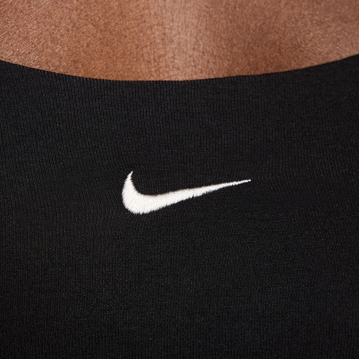 T-shirt de Mulher Sportswear Chill Knit Preto-4