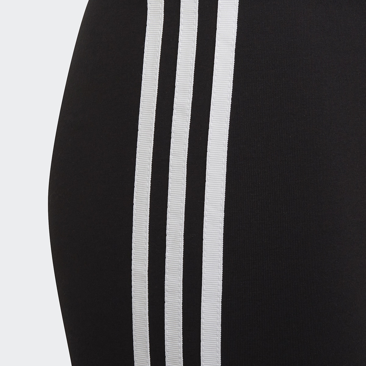 Calções Adicolor Cycling Originals Preto / Branco-3