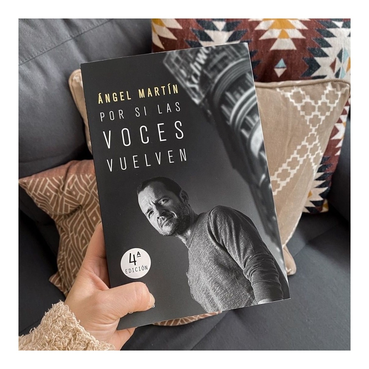 Por Si Las Voces Vuelven 4