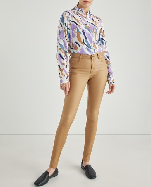 Imagen 0 de Pantalón de mujer skinny encerado