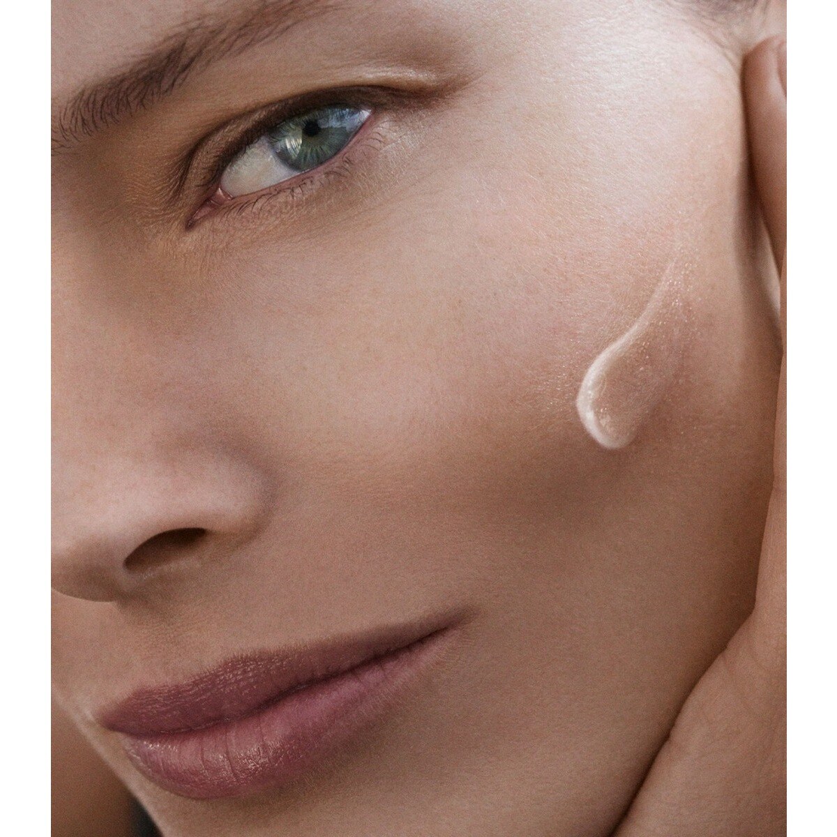 The Serum Essence Genaissance de La Mer™ - 30 ml 2