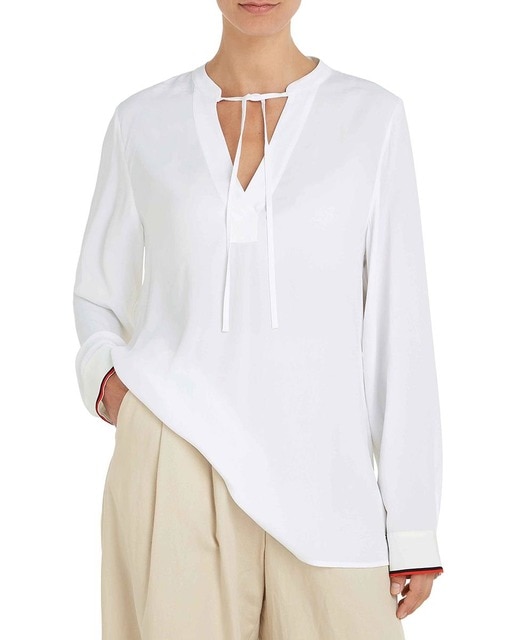 Imagen 0 de Blusa de mujer cuello pico manga larga