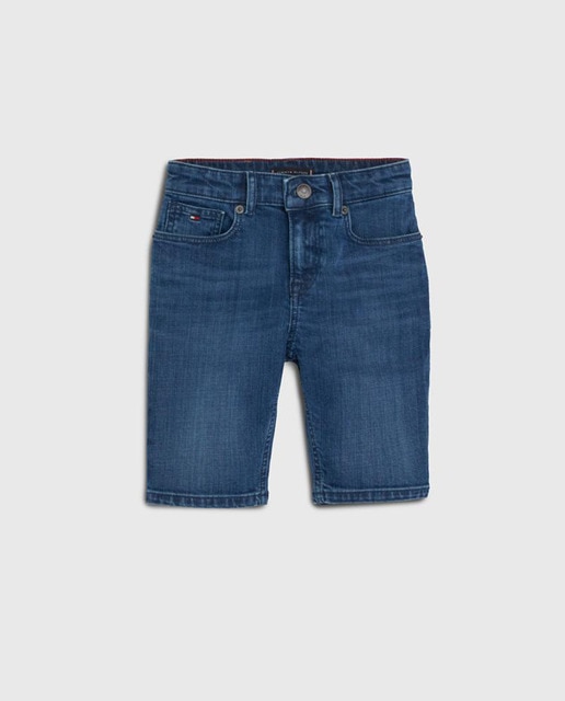 Imagen 0 de Pantalón corto de bebé niño largo lavado medio y logo bandera bordado