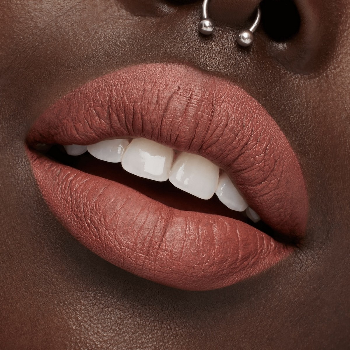 Batom MACximal Silky Matte Viva Glam - 3,5 g VIVA EQUALITY-3