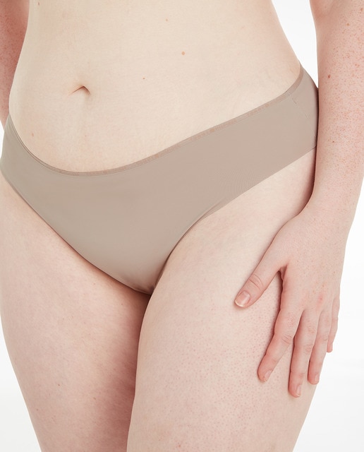 Imagen 0 de Braguitas Essential con inscripción tonal