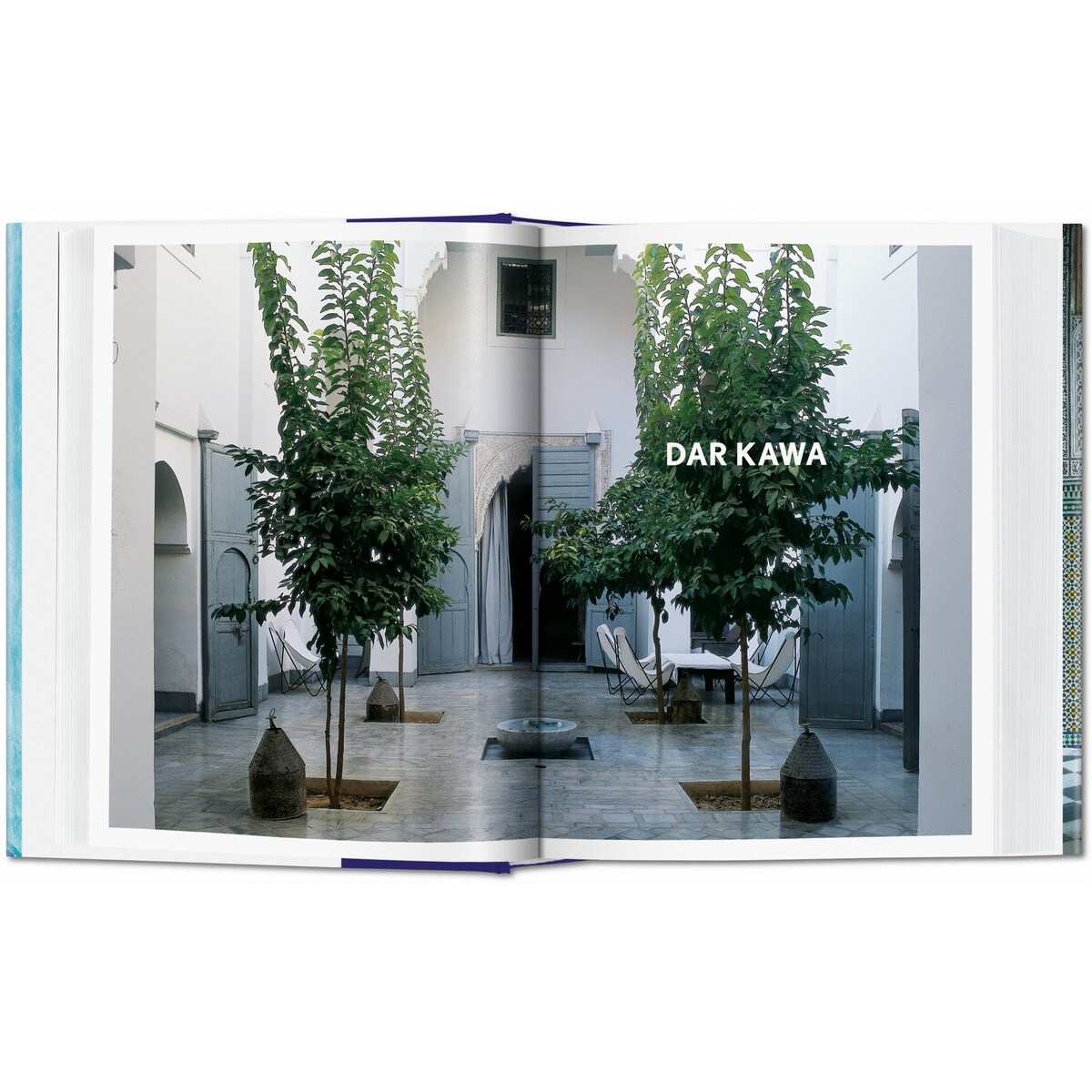Living in Morocco. 45th Ed. (Capa dura) 2