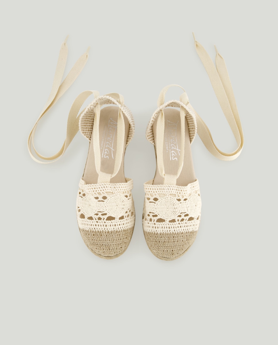 Alpercatas de Crochet e em Juta Bege-4