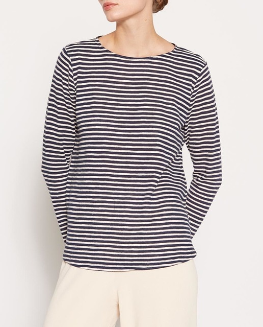 Imagen 0 de Camiseta de mujer cuello redondo