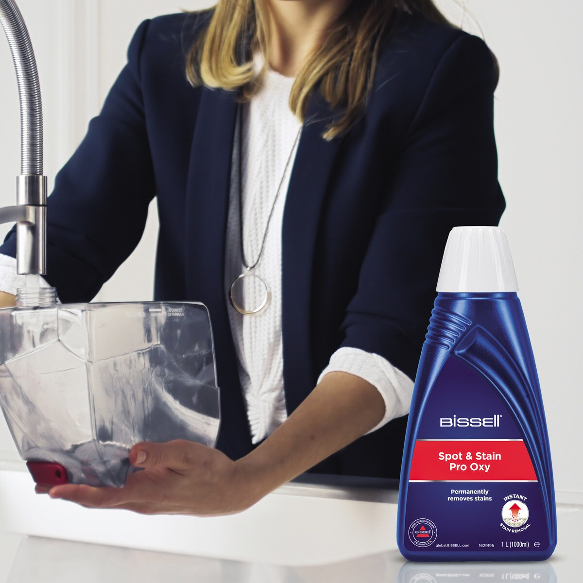 Fórmula detergente Bissell SpotStainProOxy para tapicerías 4
