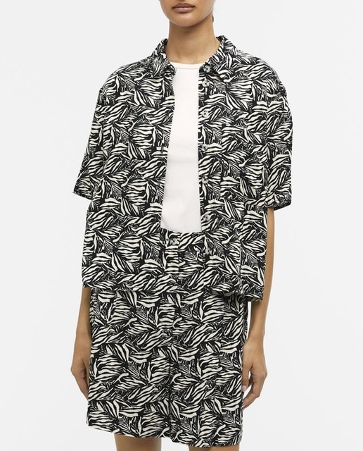 Imagen 0 de Camisa de mujer manga corta estampada