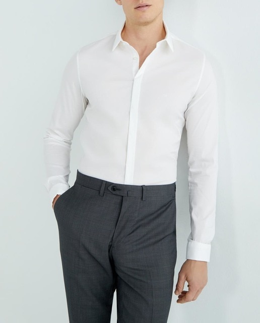 Imagen 0 de Camisa de vestir de hombre de corte slim en color blanco